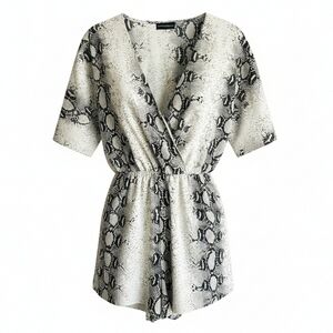 NEW! PrettyLittleThing Romper